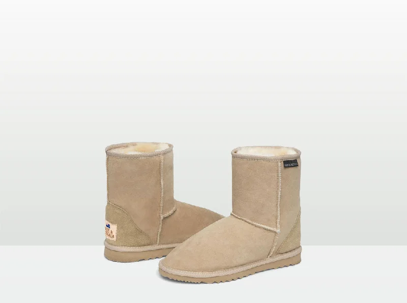 SALE | International Short Boot AU Mens 5 / AU Ladies 6 | Sand