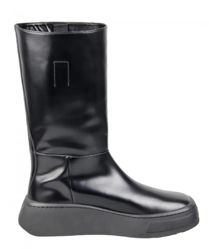 Prada Men's Black Brushed Spazzolato Leather Boots 2WG013