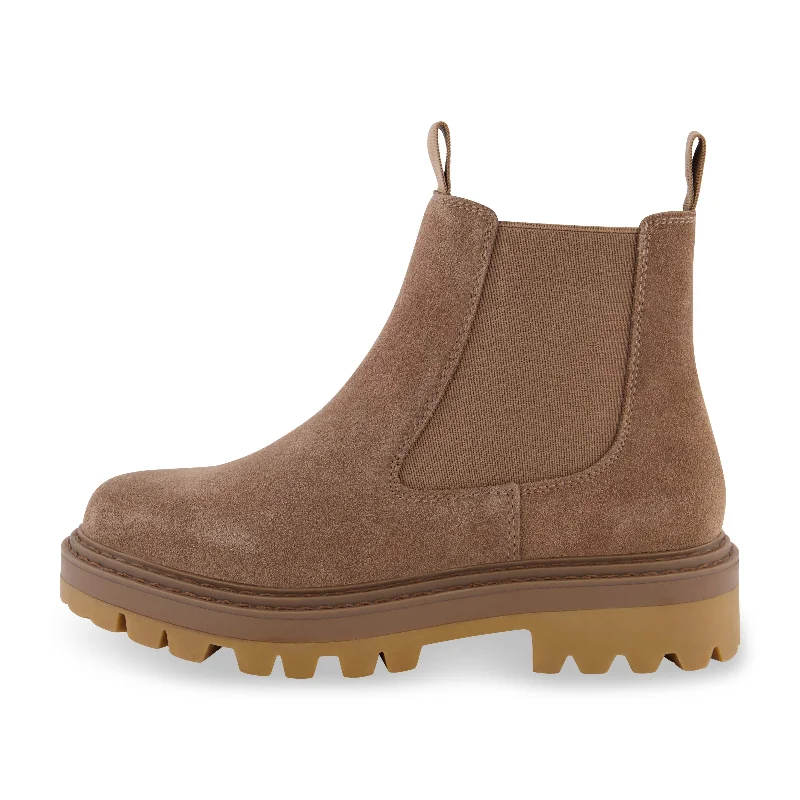 Derby Rugged Chelsea Boot