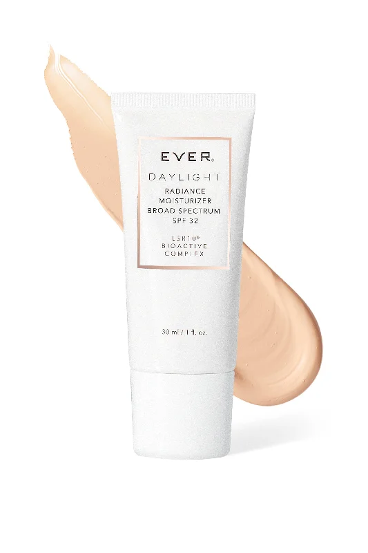 DAYLIGHT Radiance Tinted Moisturizer SPF 32